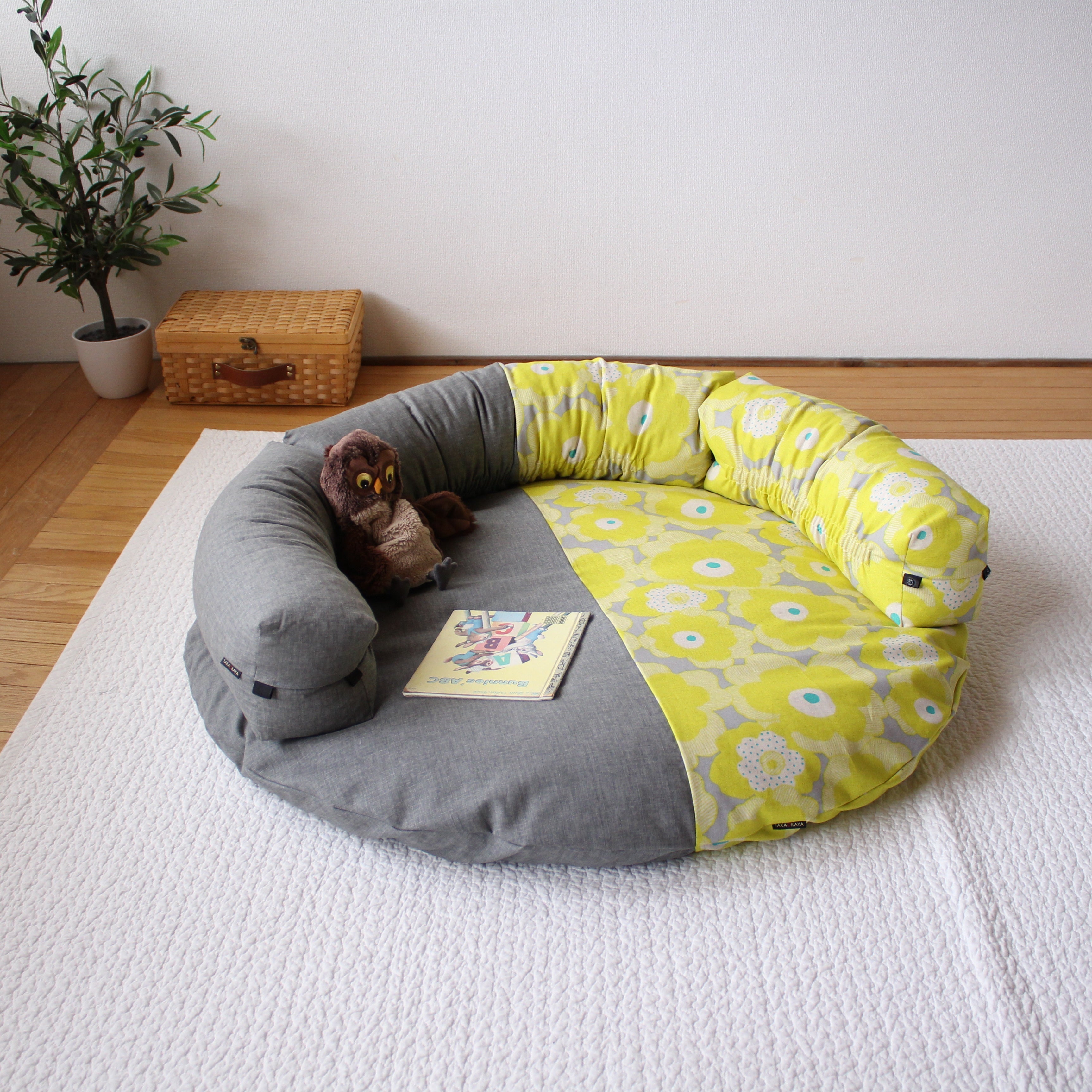 HUG ease はぐいーす Bonheurボヌール