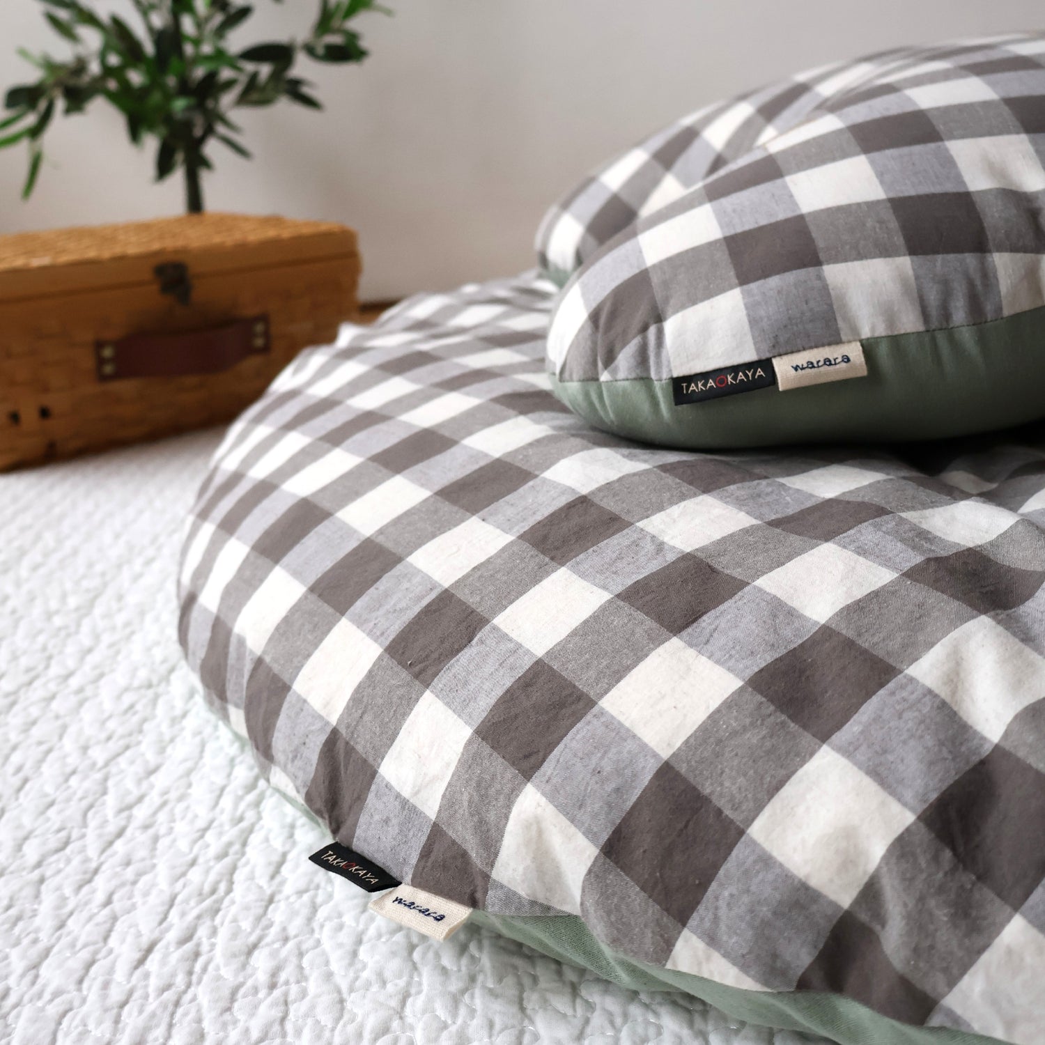 うたたねクッション  utane　gingham-check