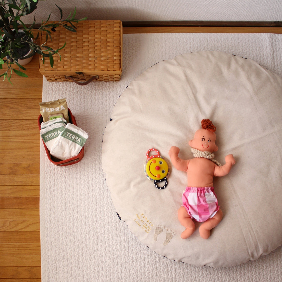 【足形刺繡】せんべい座布団セット
